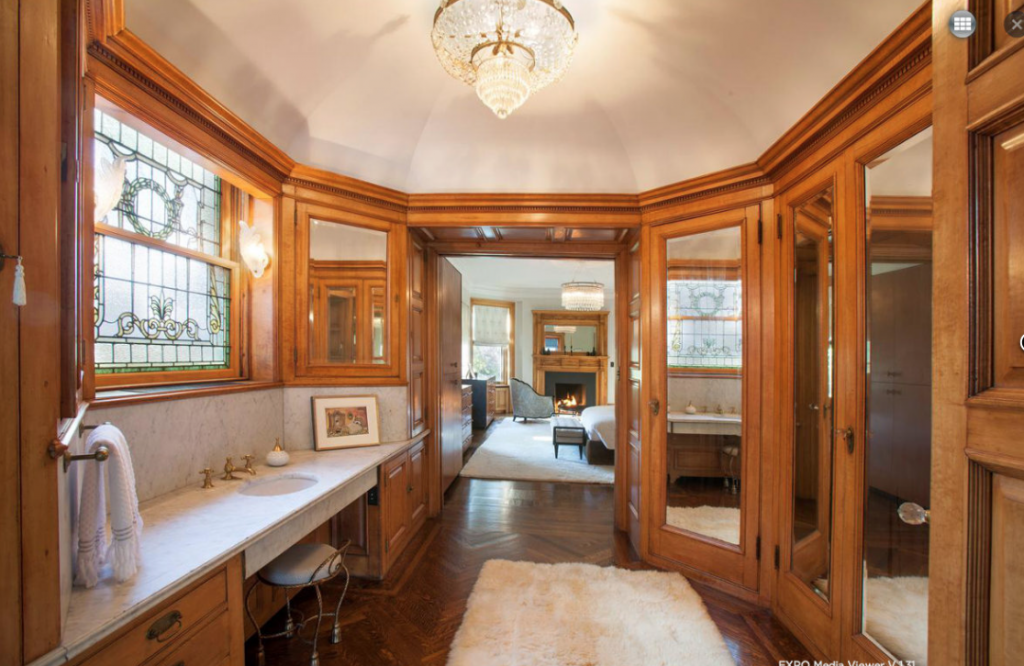 The BestEver Dressing Room? Restoring Ross